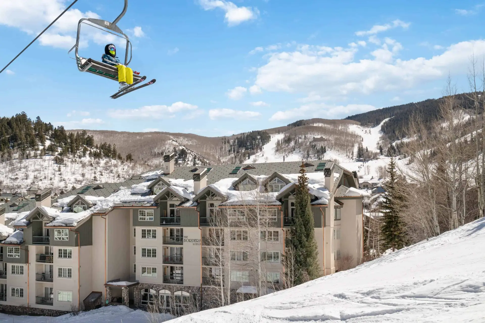 Borders Beaver Creek